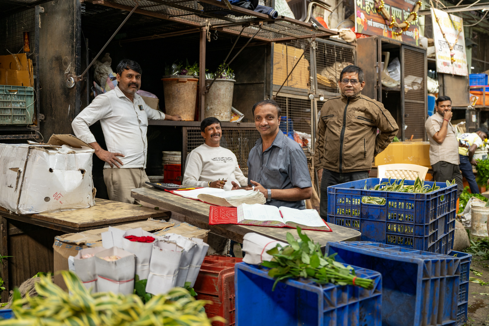 Auf dem Blumenmarkt in Pune