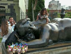 Auf dem "Botero"-Platz...