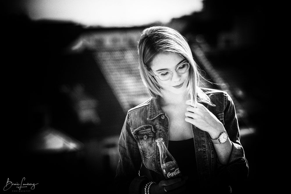 Auf dem Dach Foto & Bild portrait, portrait frauen, outdoor Bilder auf