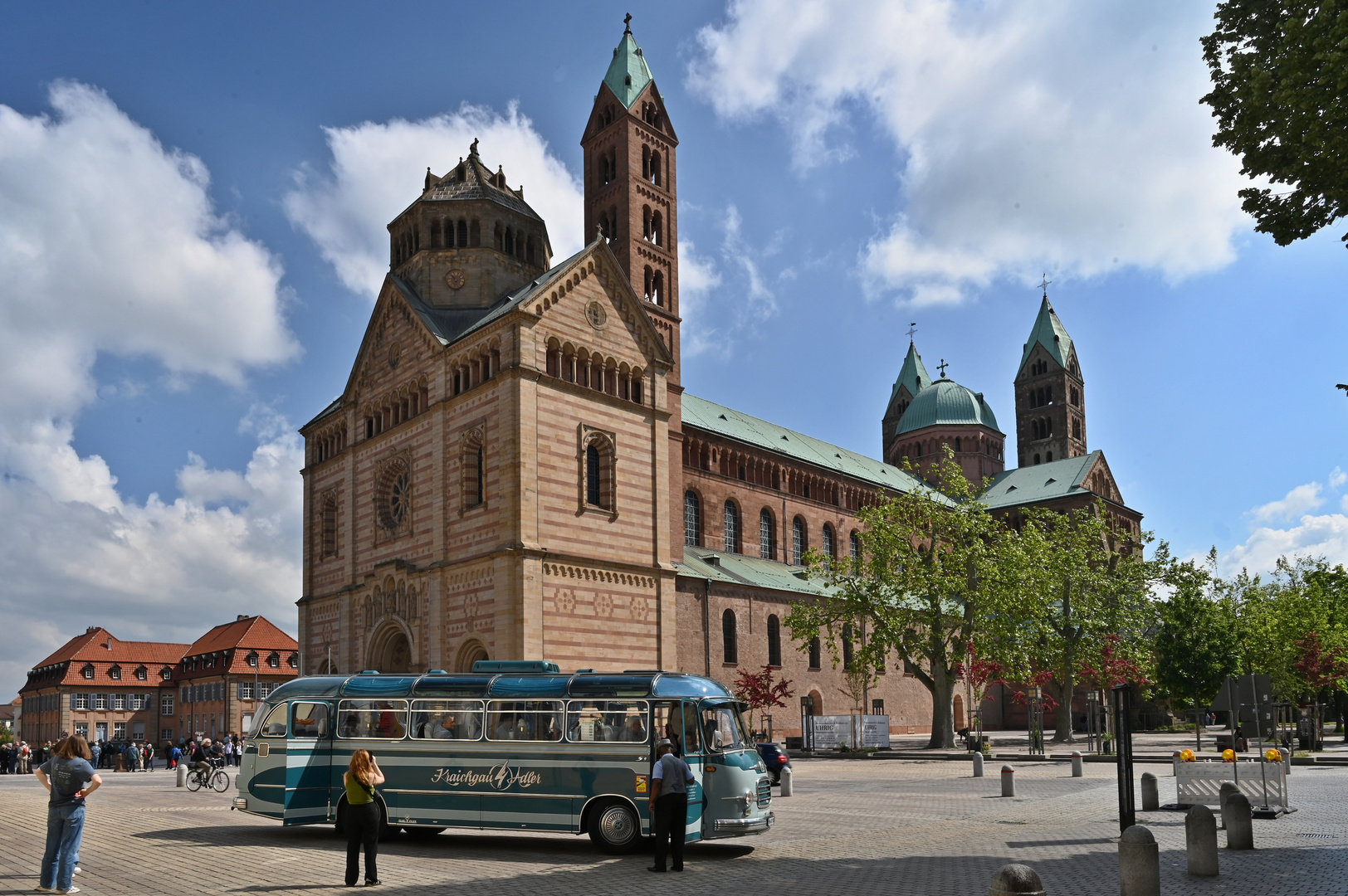 Auf dem Domplatz im Speyer