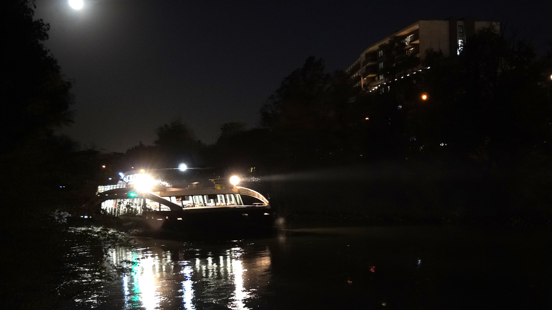 Auf dem Donaukanal