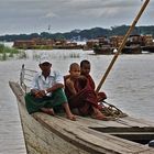 auf dem fährboot, burma 2011