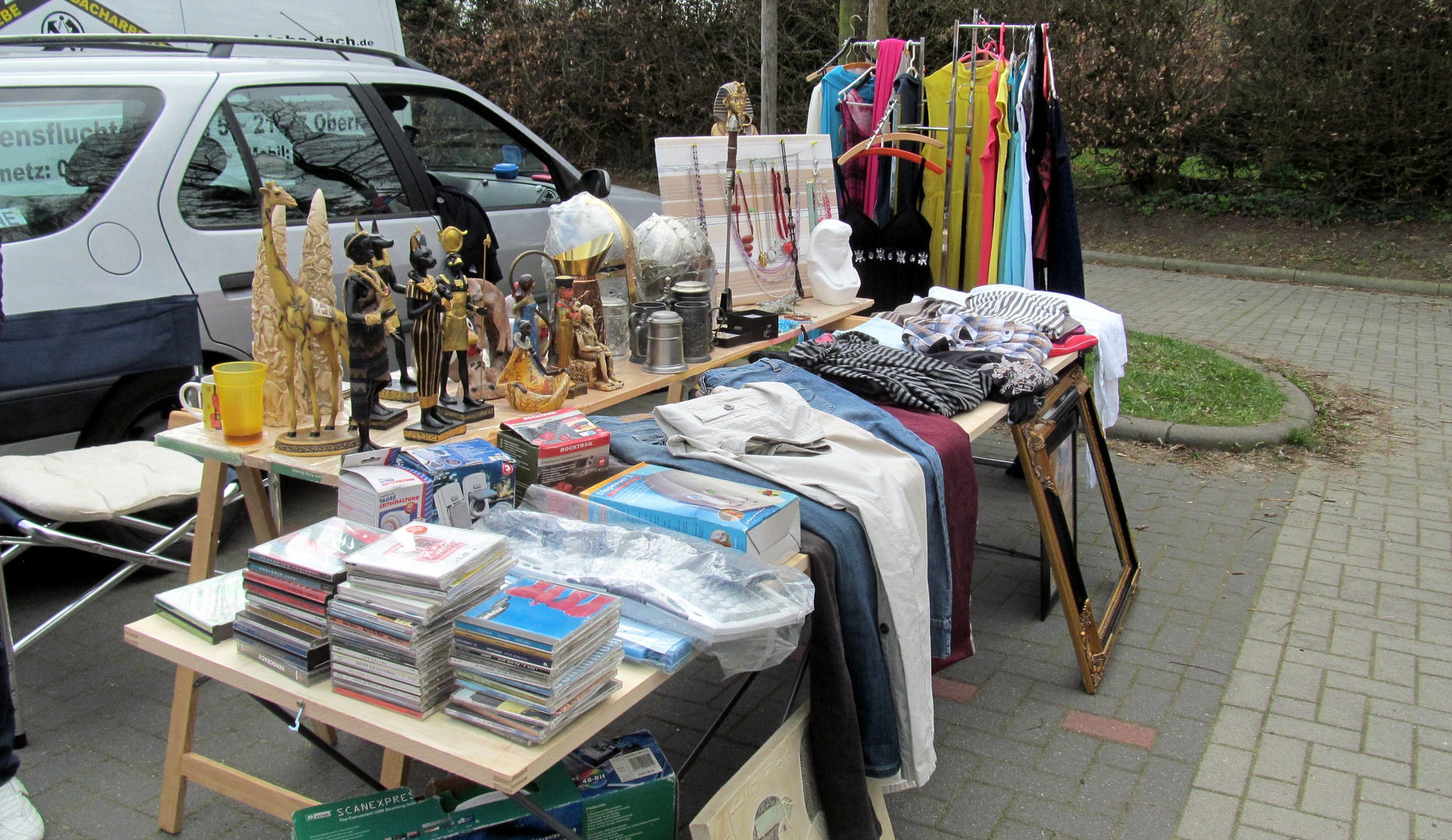 auf dem Flohmarkt in Cadenberge