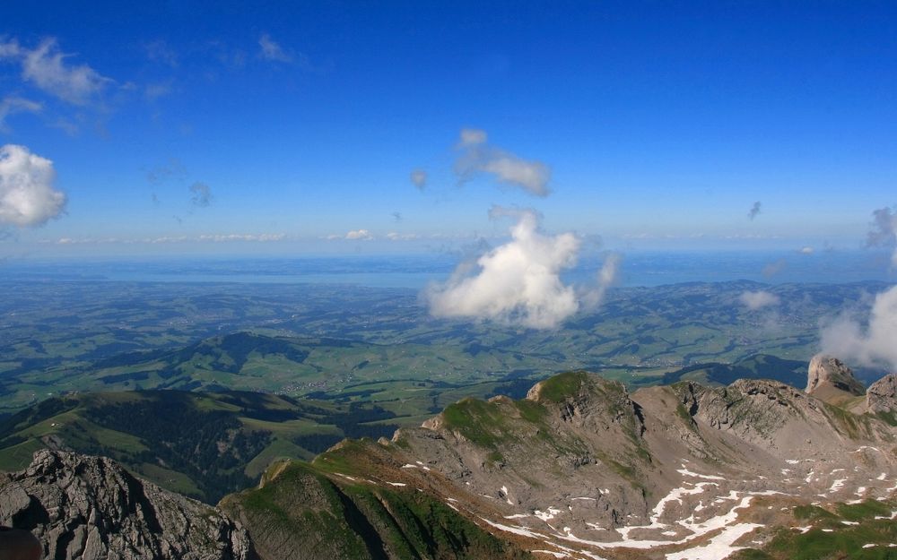 Auf dem Gipfel Blick zum Bodensee