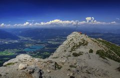 Auf dem Gipfel des Mittagskogels