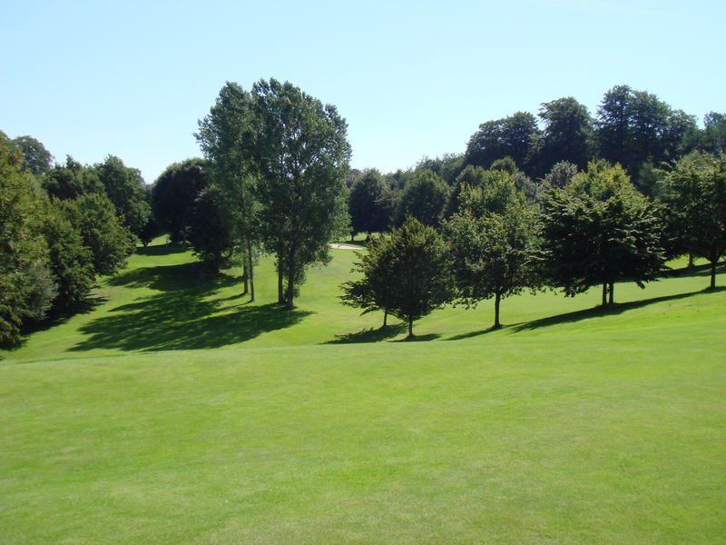 auf dem golfplatz