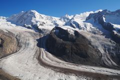 Auf dem Gornergrat- Eis