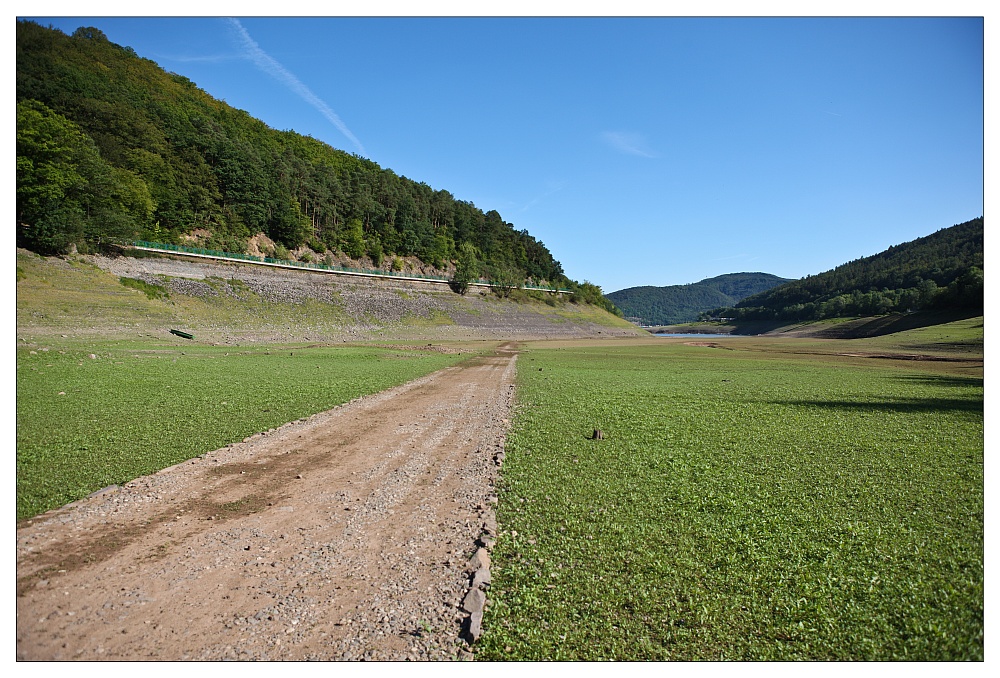 Auf dem Grund des Edersees - Alte Landstraße