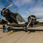 Auf dem Hamburger Rollfeld Tante JU-52.