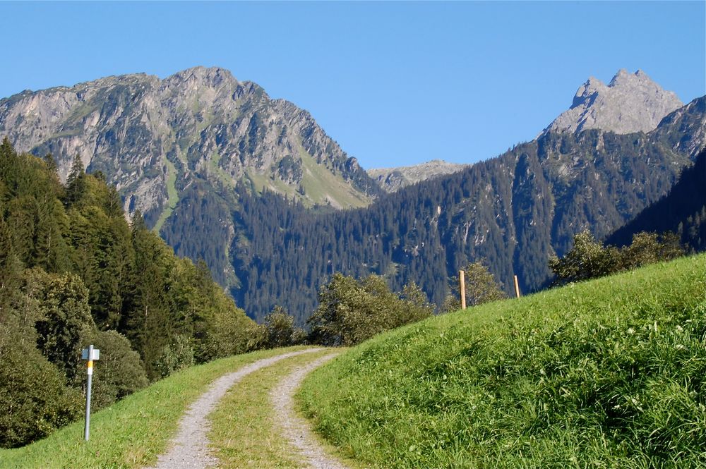 Auf dem Illweg zwischen Gaschurn und Partenen