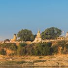 auf dem Irrawaddy bei Sagaing (© Buelipix)