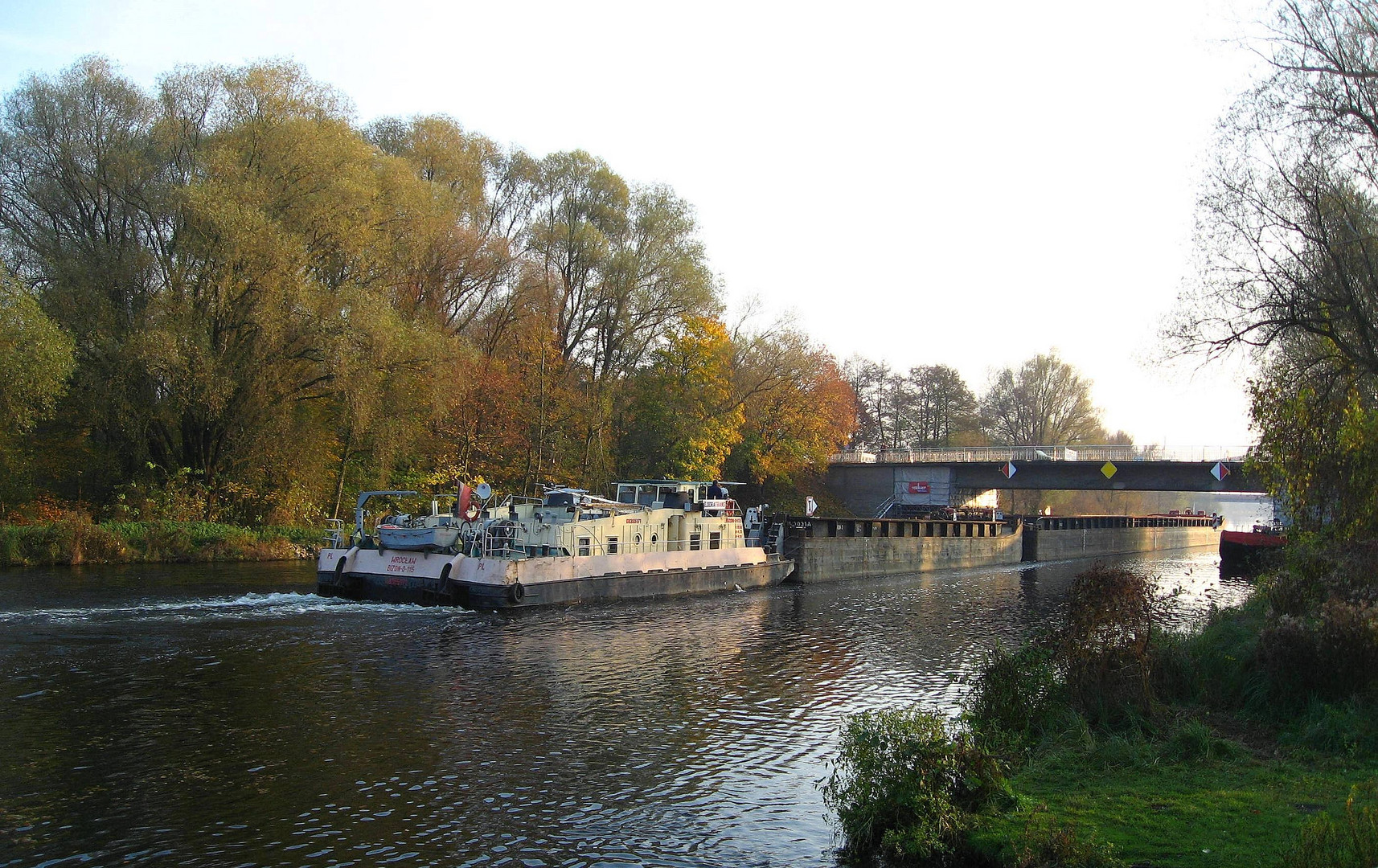 auf dem Kanal