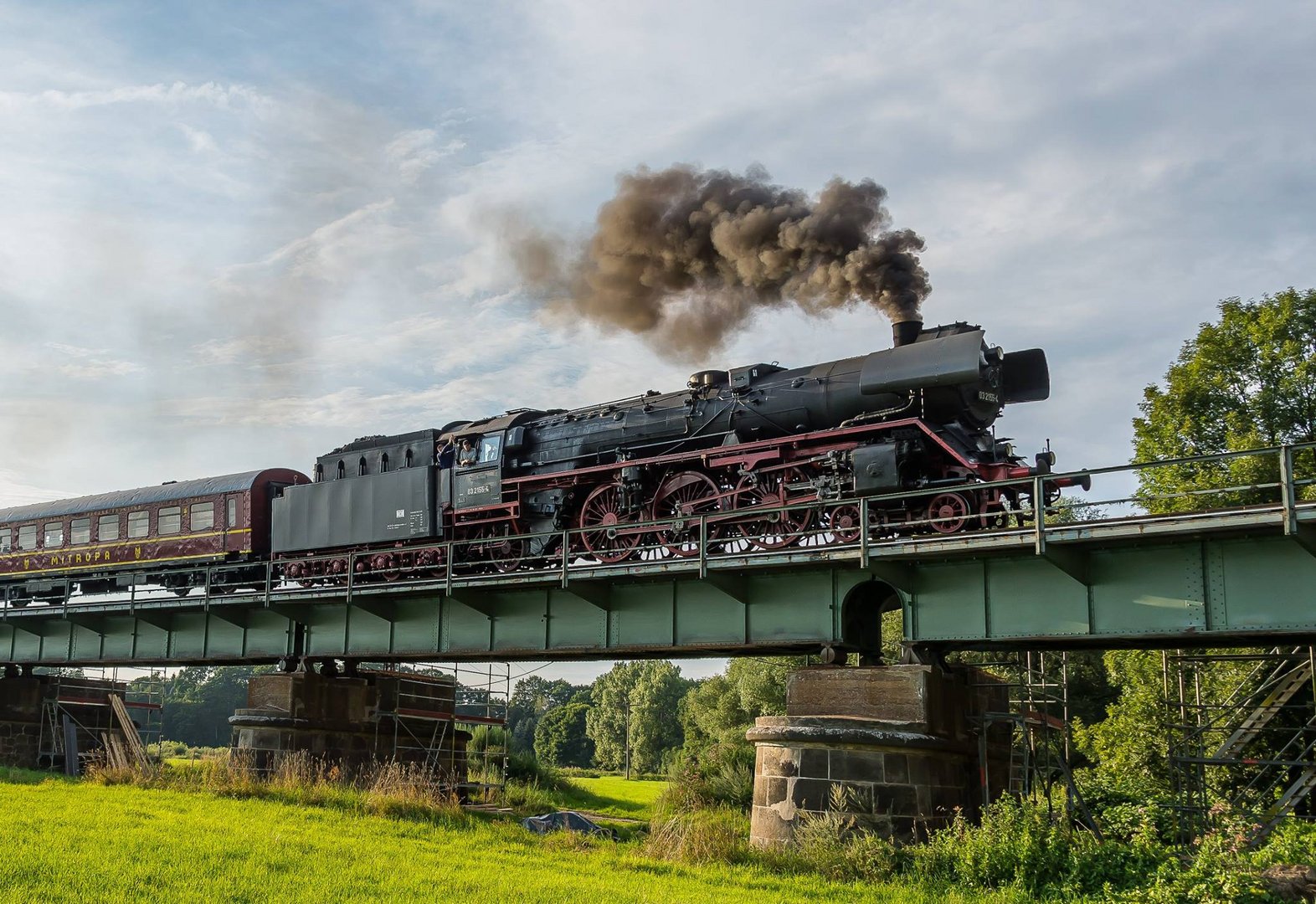 Auf dem Kösserner Viadukt