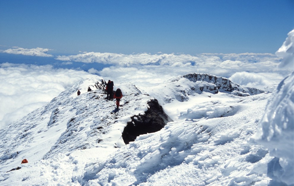 Auf dem Kraterrand des Vulkans Villarrica