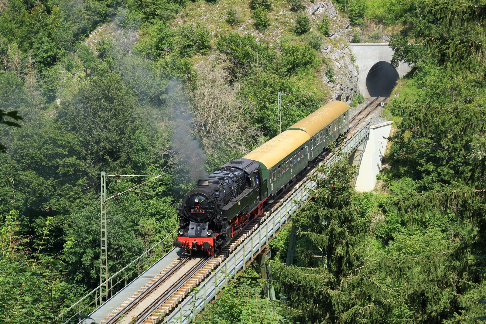 Auf dem Kreuztalviadukt