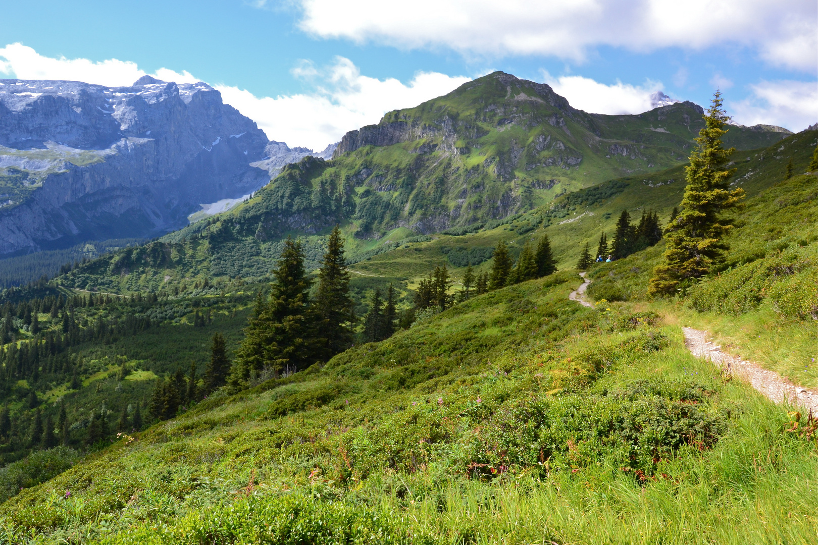 Auf dem Latschätzer Höhenweg…,