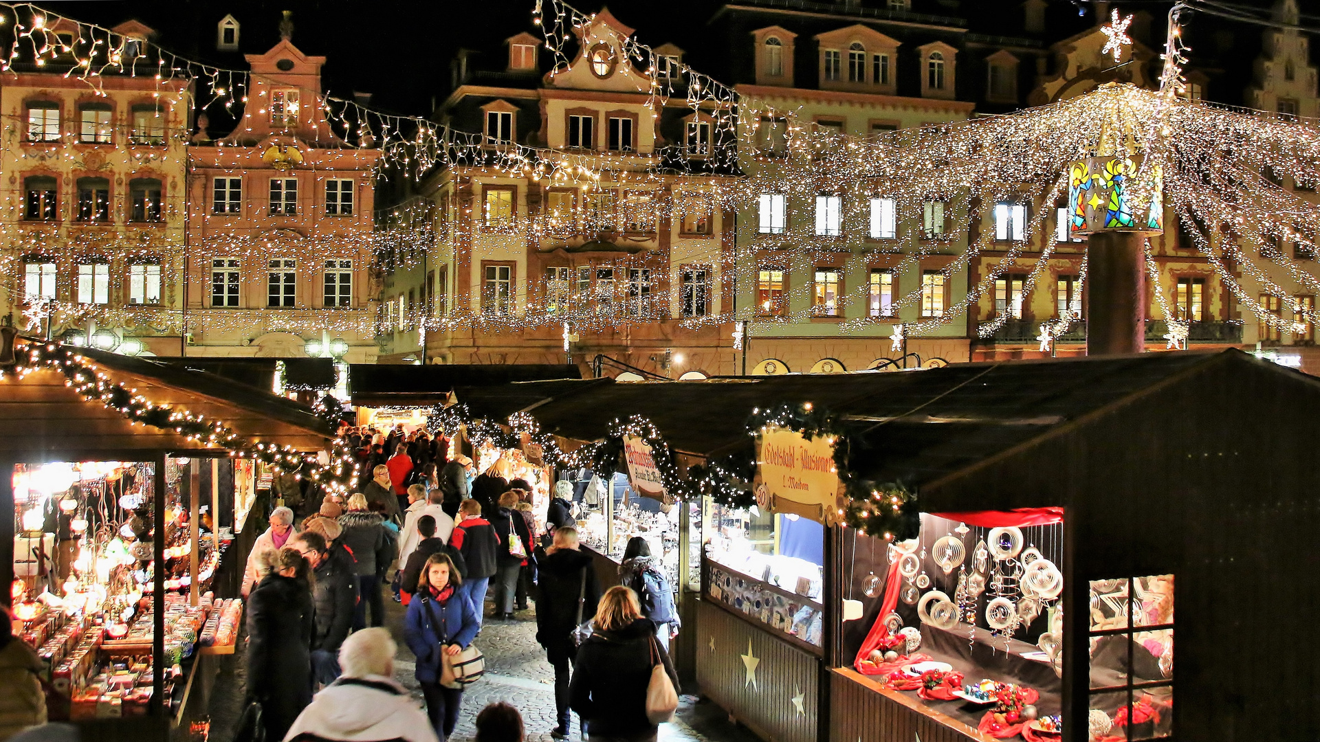 Auf dem Mainzer Weihnachtsmarkt