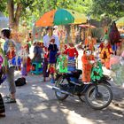 Auf dem Marionetten-Markt von Bagan