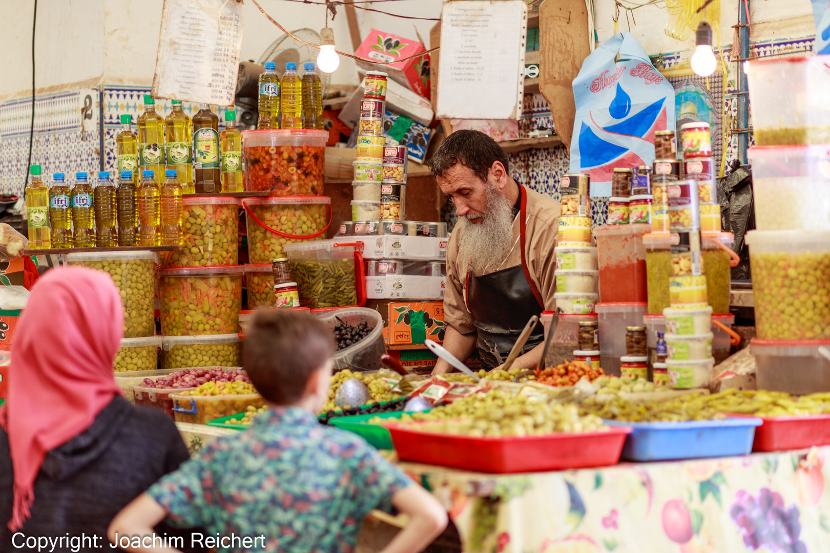 Auf dem Markt in Algier (Marché de la Lyre)