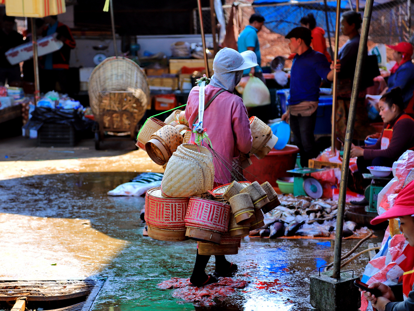 Auf dem Markt in Pakse