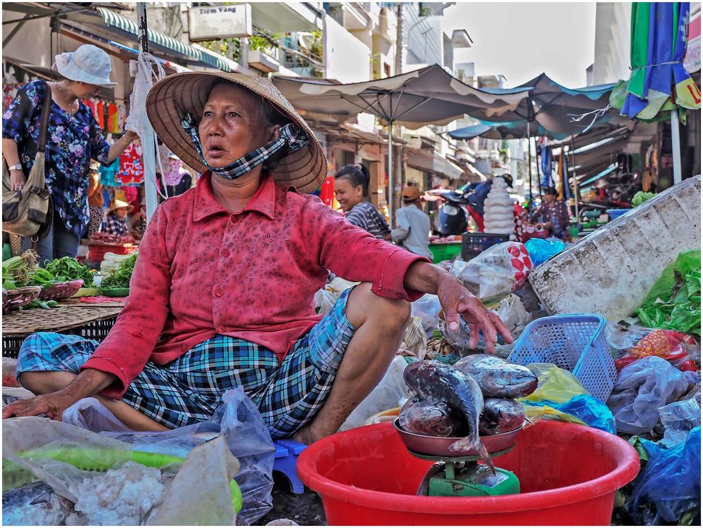 auf dem markt in pan tiet.......