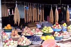 Auf dem Markt in Samtredia - Georgien