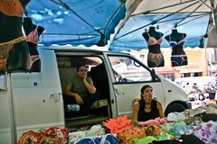 Auf dem Markt in Sète (2)