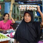 Auf dem Markt in Tanjung 05