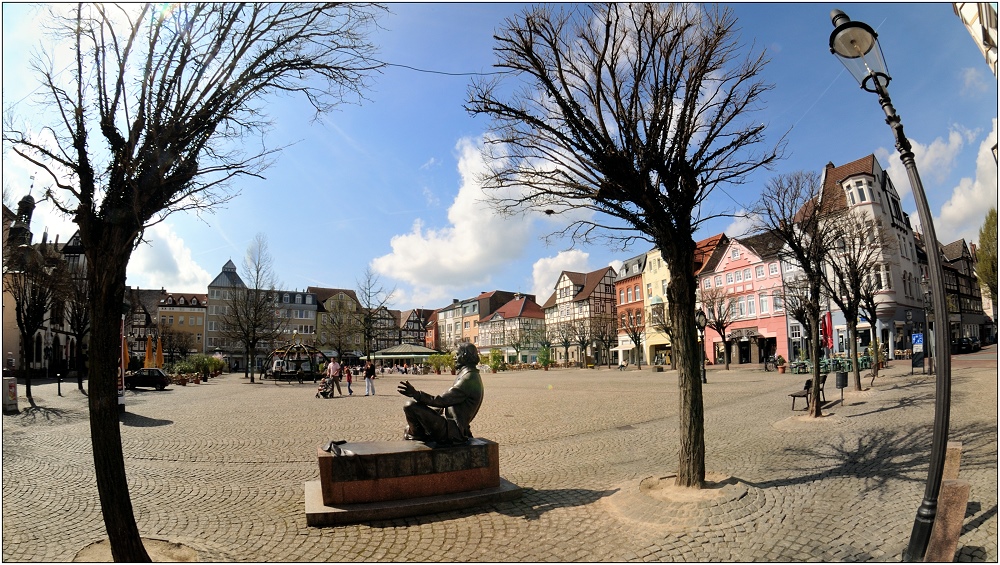 ... auf dem Marktplatz ...