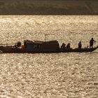 Auf dem Mekong...