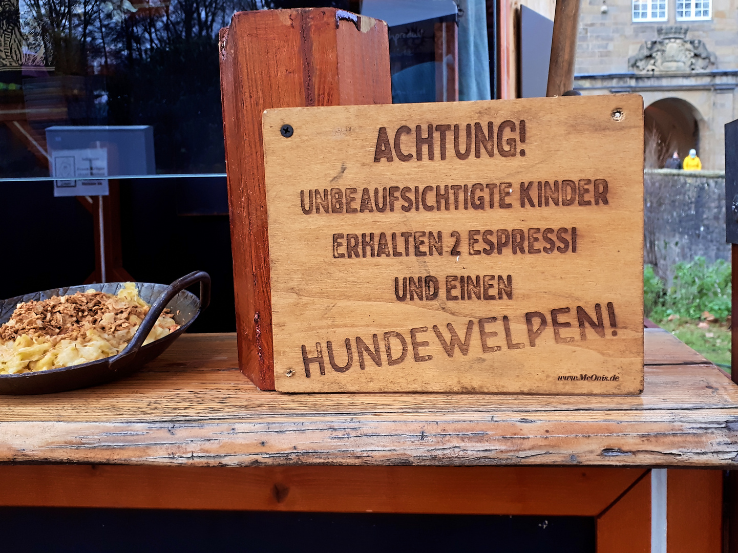 Auf dem Mittelaltermarkt Schloss Strünkede in Herne