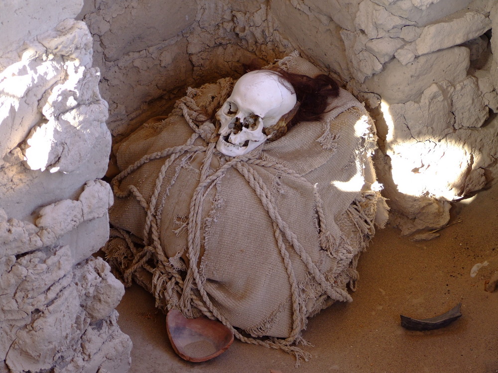 Auf dem Nazca-Friedhof.