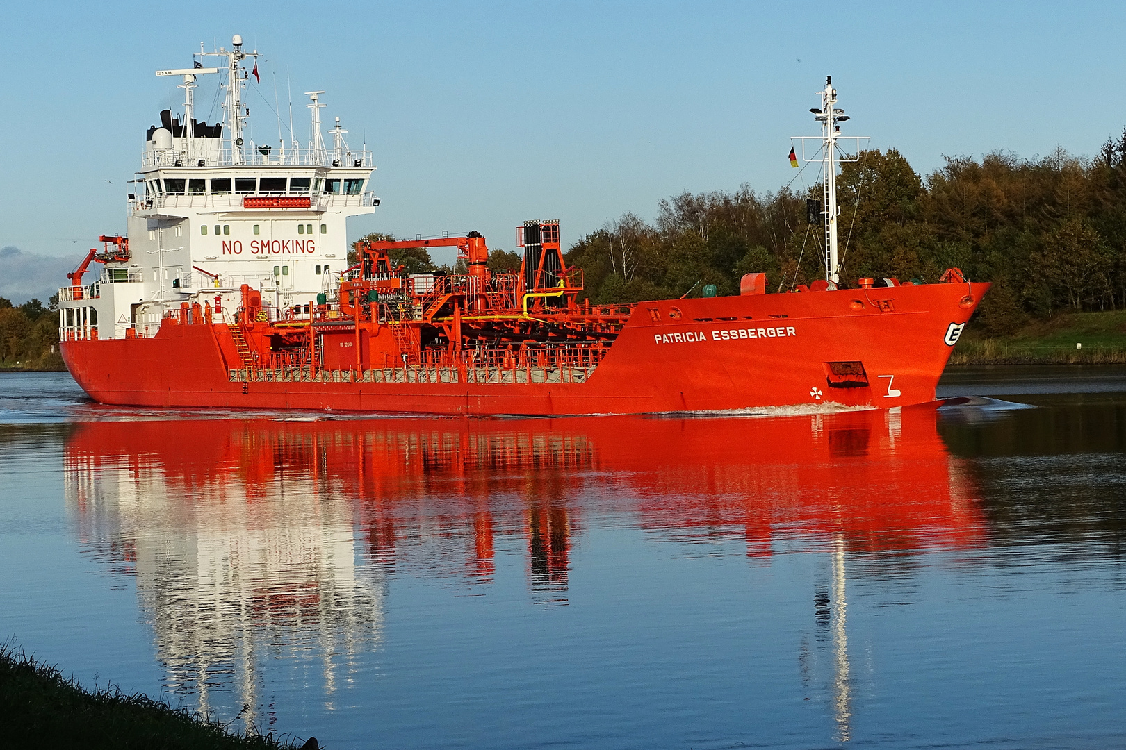 auf dem Nord-Ostsee-Kanal