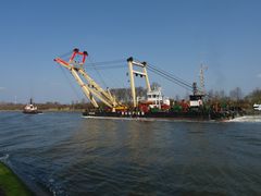 Auf dem Nord-Ostsee-Kanal: Die ENAK an der langen Leine