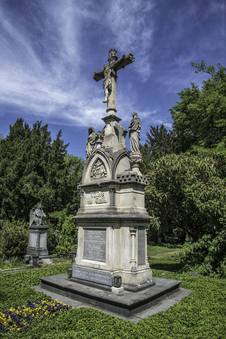 Auf dem Ostfriedhof