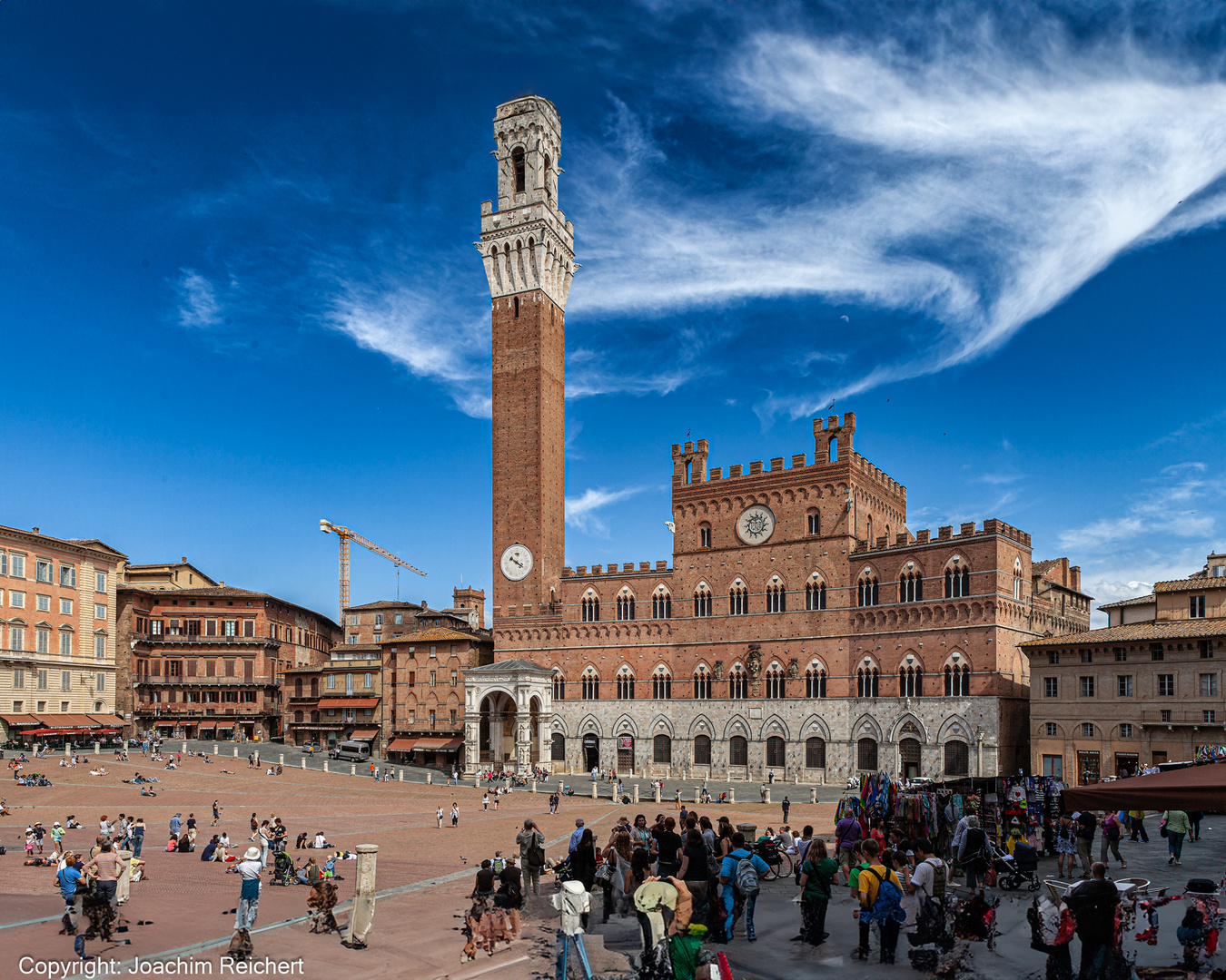 Auf dem Piazza del Campo in Siena