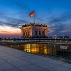 Auf dem Reichstag in Berlin