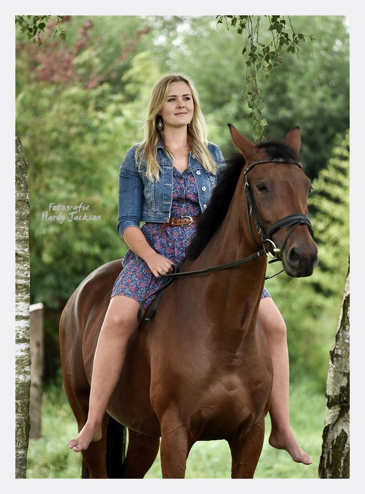 Auf dem Rücken der Pferde... Foto & Bild portrait, portrait frauen, pferd Bilder auf