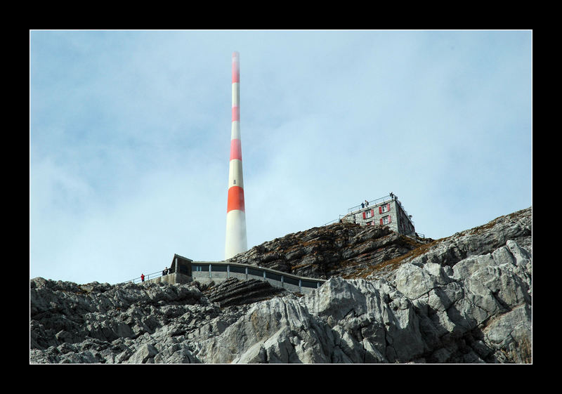 Auf dem Säntis zieht der Nebel auf