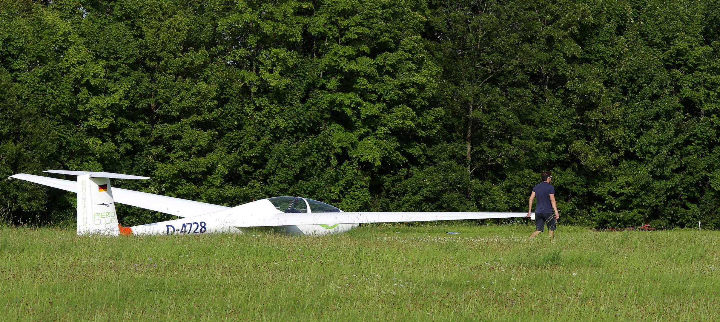 auf dem Segelflugplatz...3