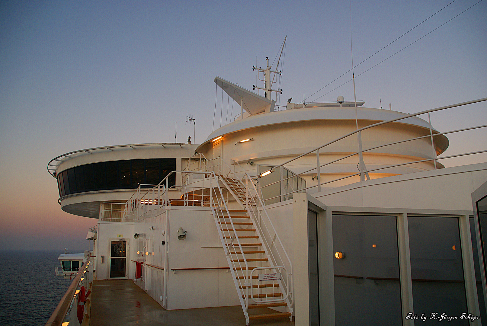 Auf dem Sonnendeck der M/S Color Magic