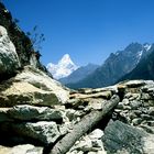 auf dem steinigen Pfad ins Solo Khumbu