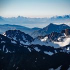 Auf dem Stubaigletscher mit Blick in Richtung Dolomiten...