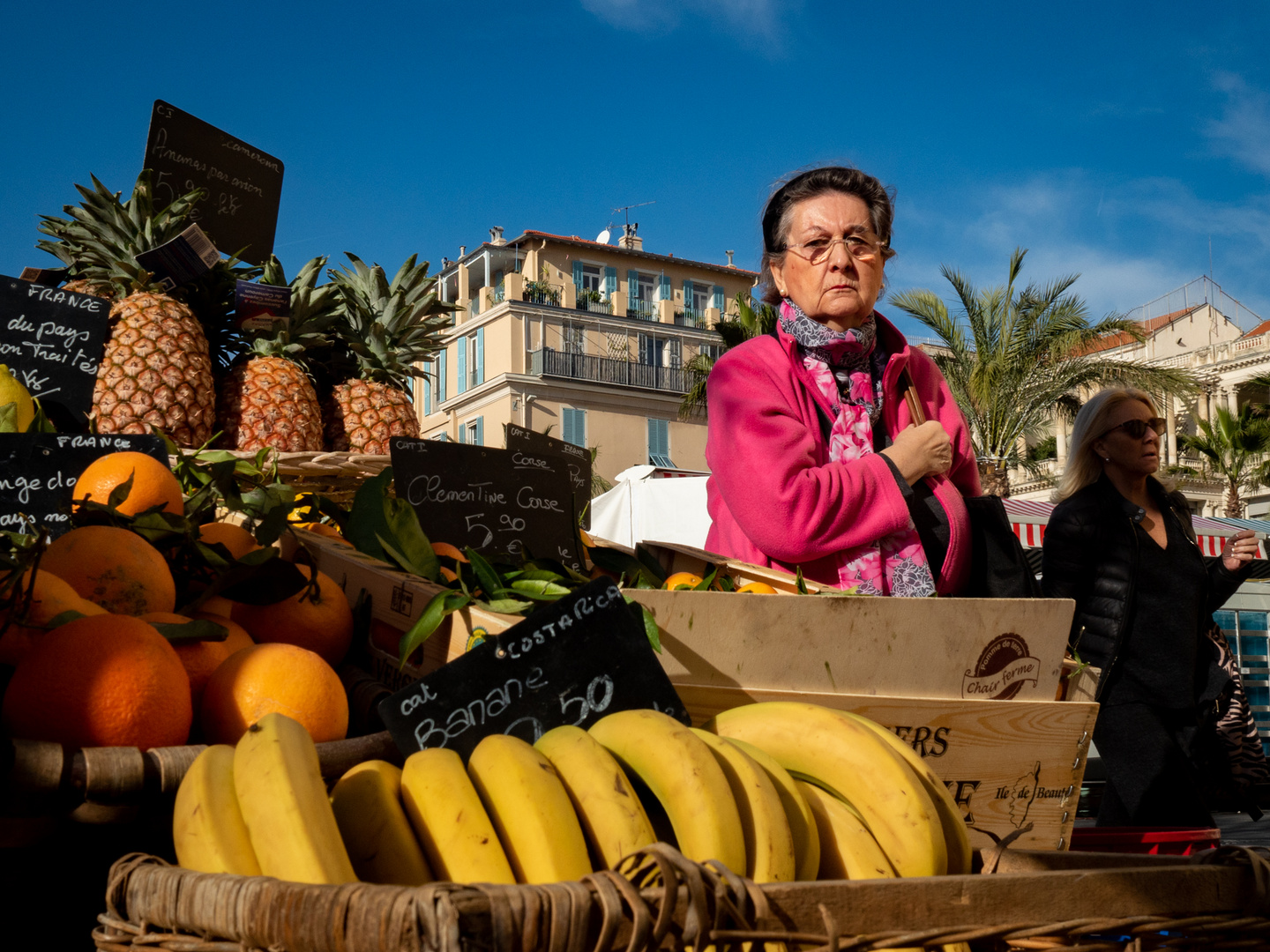 Auf dem täglichen Markt in Cours Saleya 