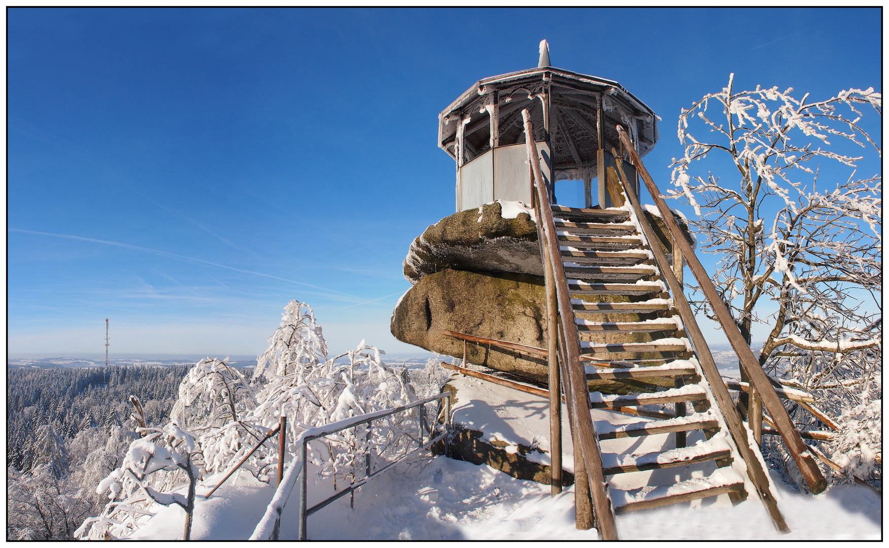 Auf dem Toppmast des Waldsteins