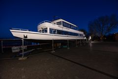 auf dem Trockenen...