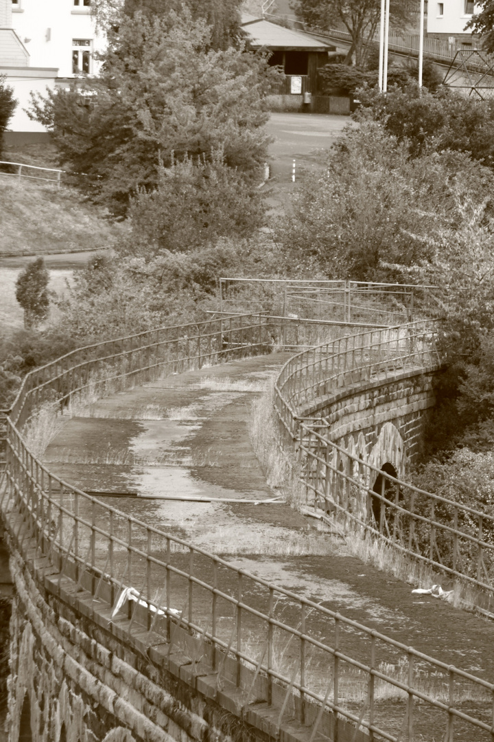 Auf dem Viadukt von Hartenrod