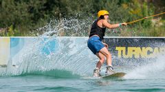 Auf dem Wakeboard