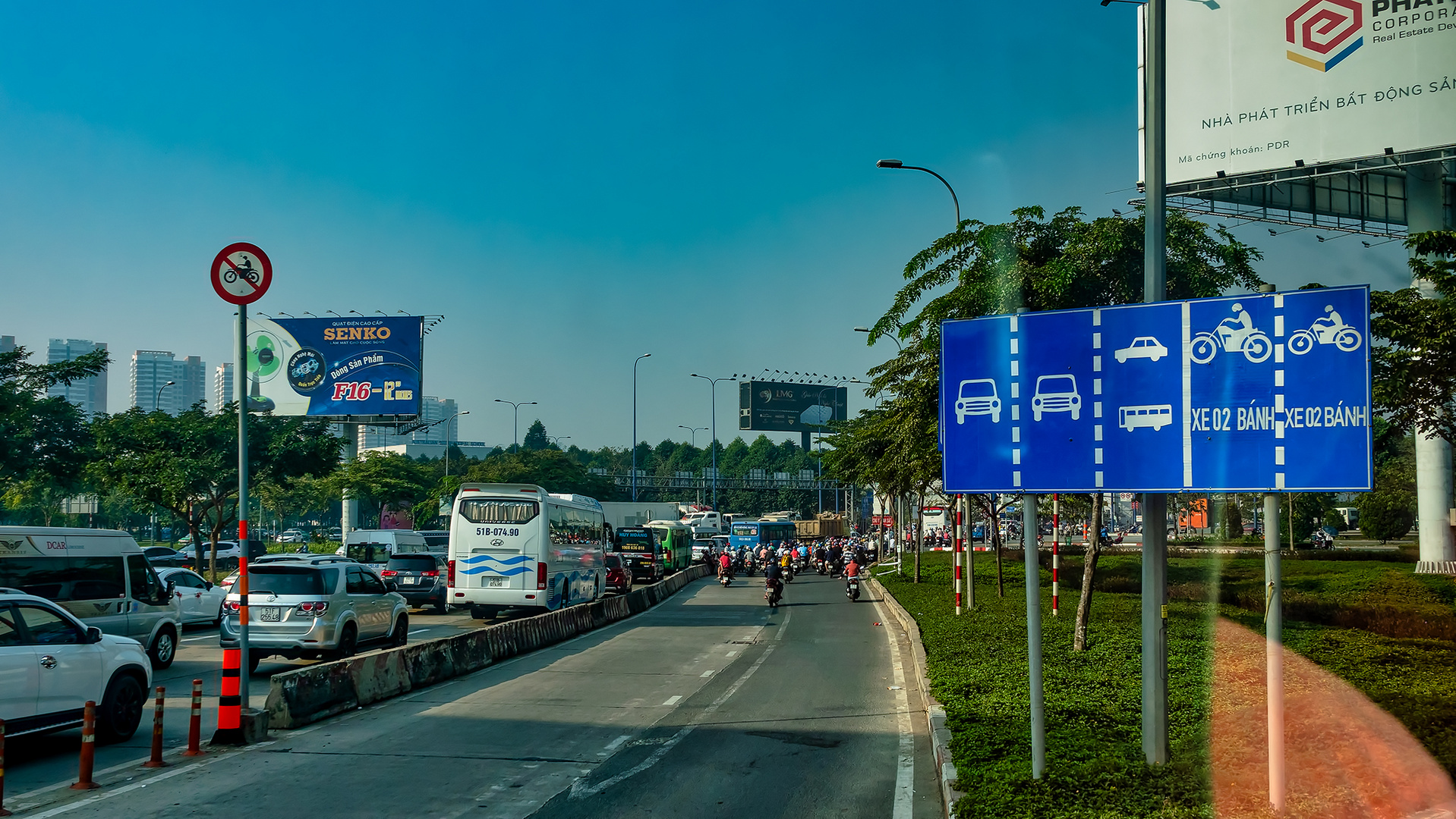 Auf dem Weg nach Ho Chi Minh Stadt (II)