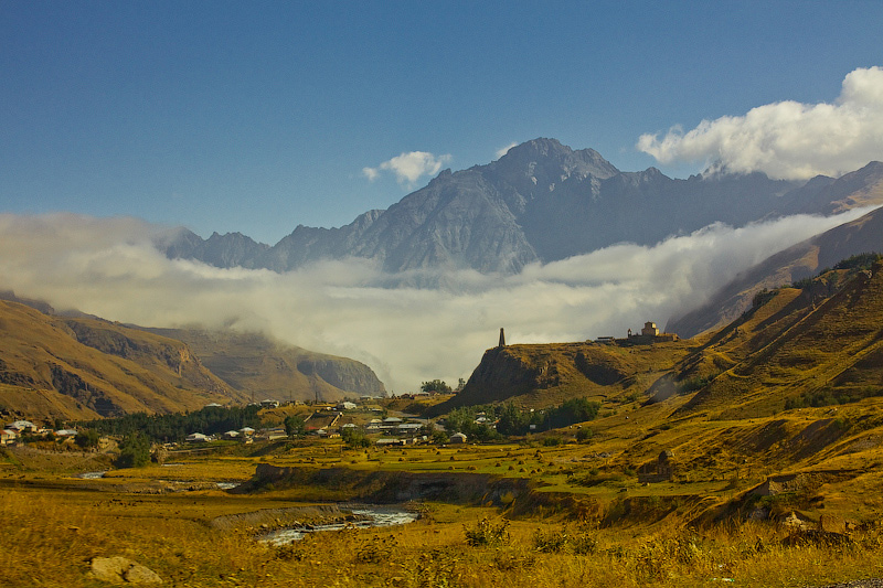 Auf dem Weg nach Stephantsminda -St. Stephan (Kazbegi, Kazbek), Georgien